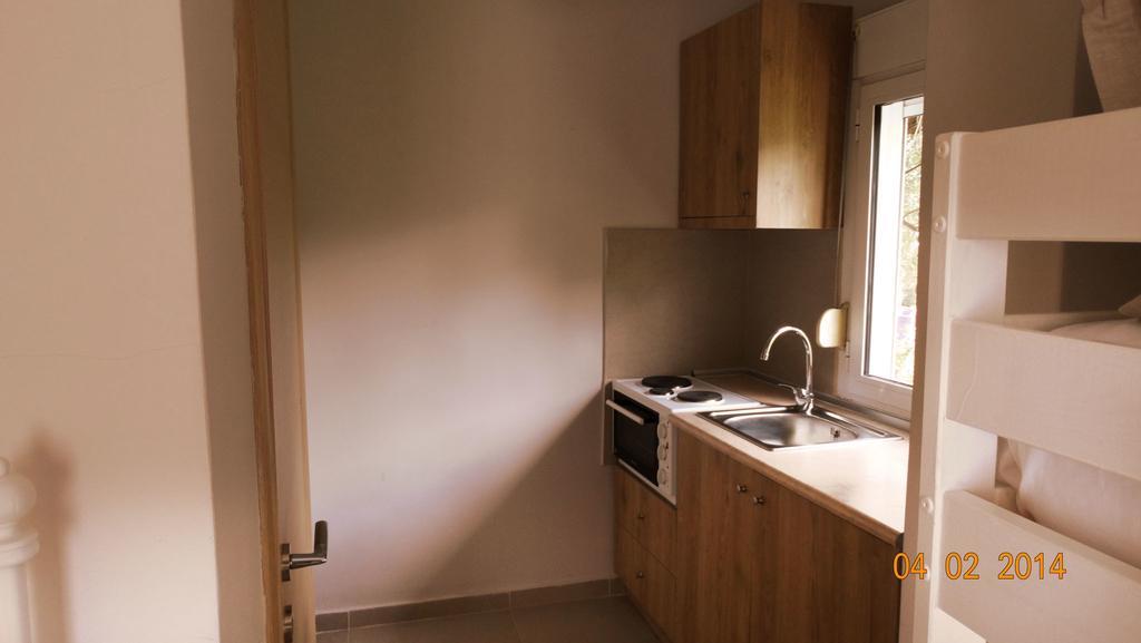 Smaragdi Studios Pefkari Room photo