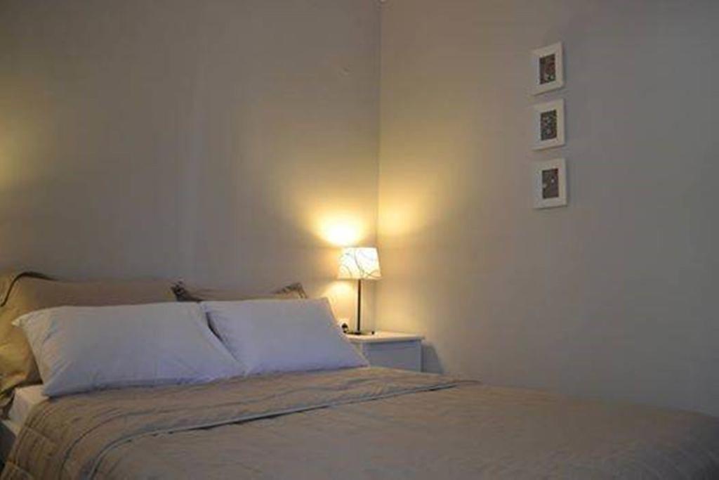 Smaragdi Studios Pefkari Room photo